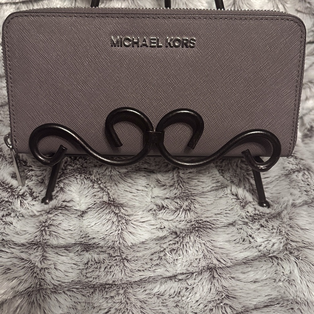 Michael Kors Large Taupe Color Zip Around Wallet Clutch EUC